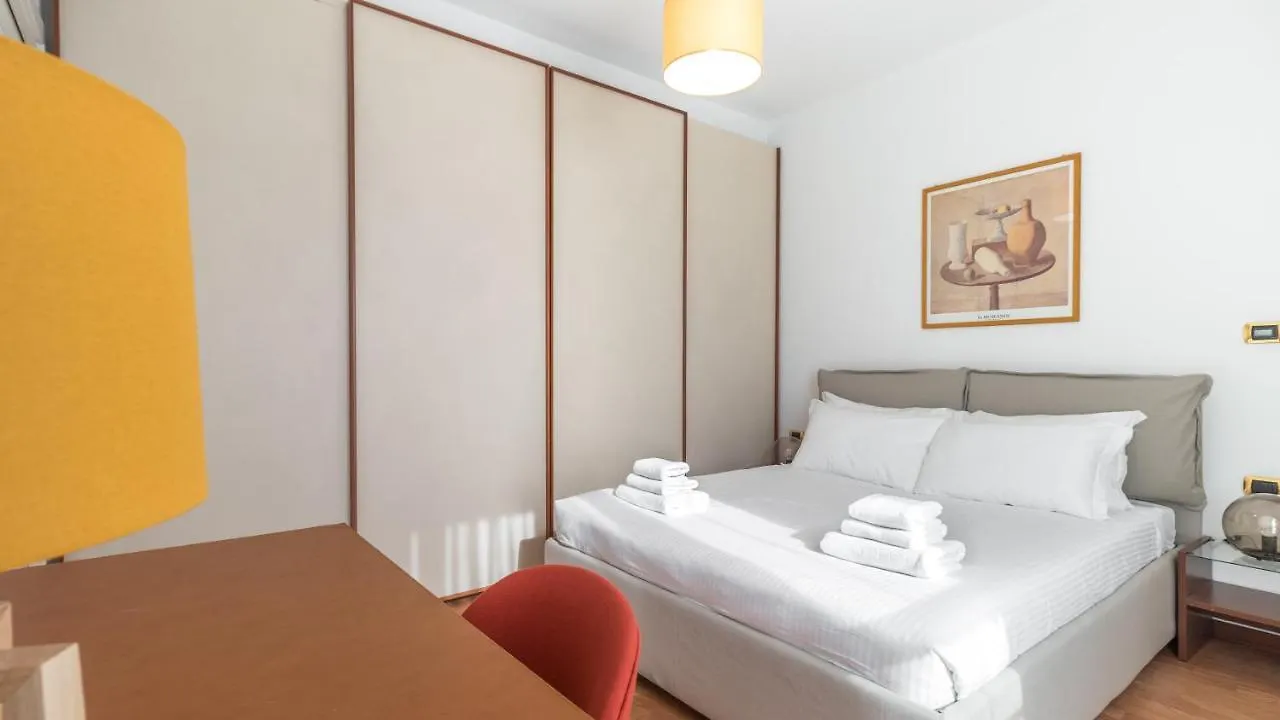 Italianway-Pontaccio Apartment Milan